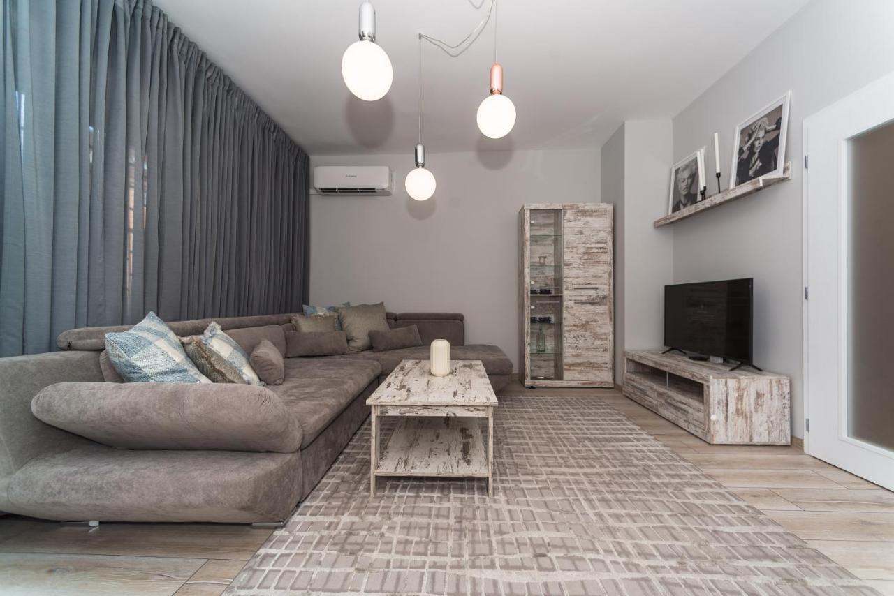Fashionable 1Bd Flat In The Centre Of Plovdiv Διαμέρισμα Εξωτερικό φωτογραφία
